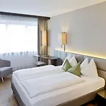 Penz West 4*
